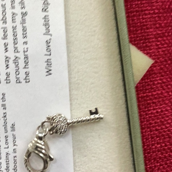 Judith Ripka Sterling love pendant - Picture 11 of 11